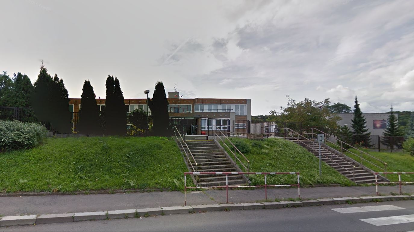 Čáslavská Street View | SOS a SOU KH