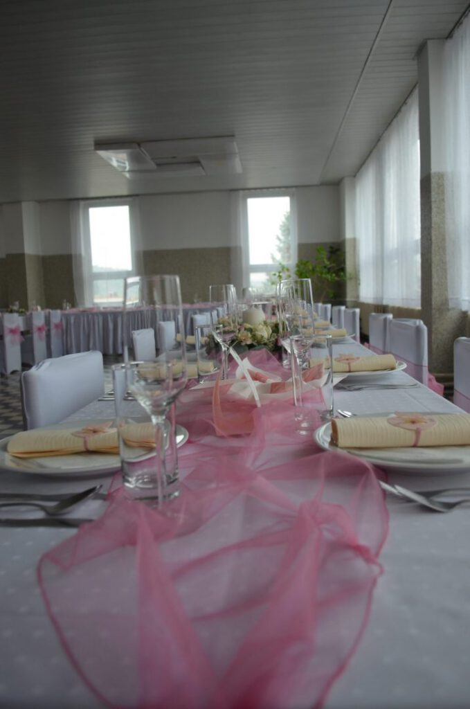 Svatba 1 Detail Tabule | SOS a SOU KH