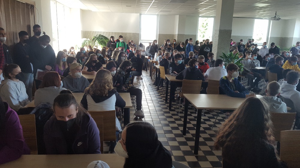 4 1.9.21 | SOS a SOU KH