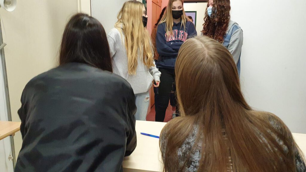 Studentské Volby 2021 4 | SOS a SOU KH