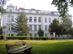 Škola Jaro | SOS a SOU KH