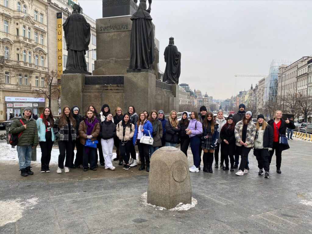 202212114 Muzeum Praha 1s 12a | SOS a SOU KH