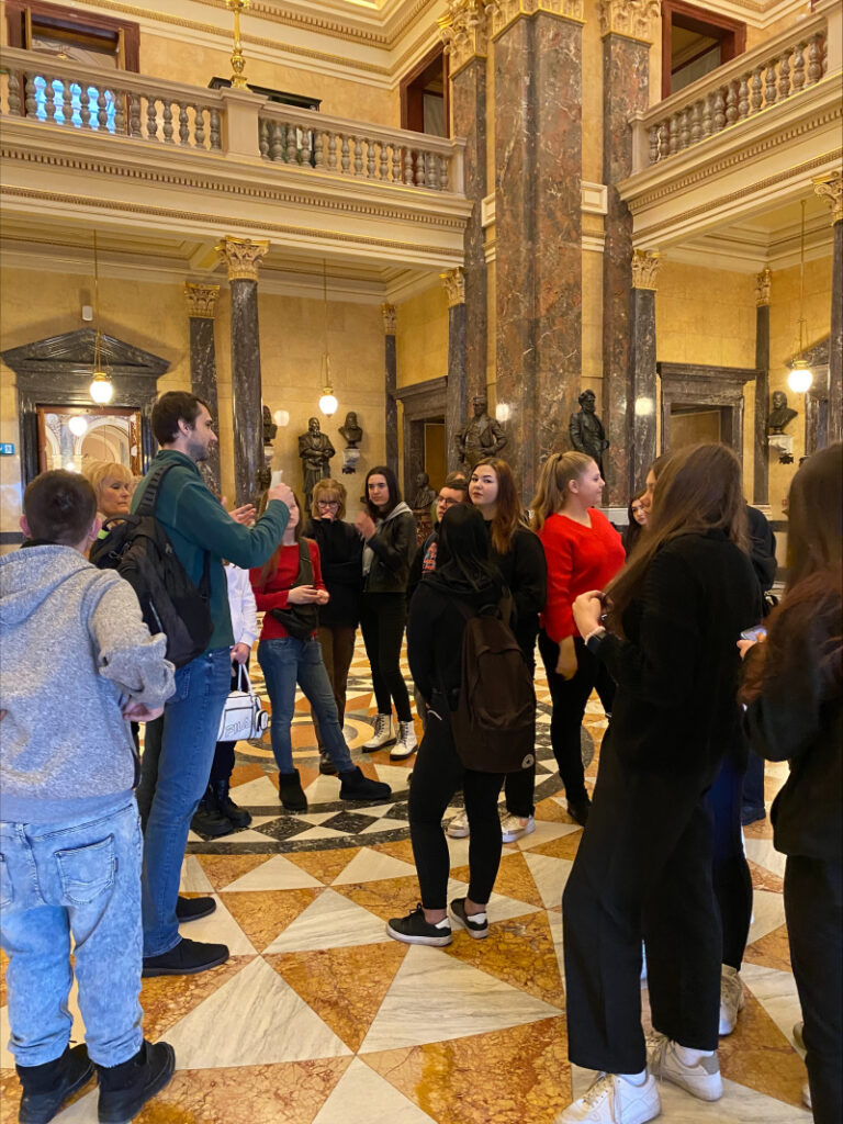 202212114 Muzeum Praha 1s 14 | SOS a SOU KH
