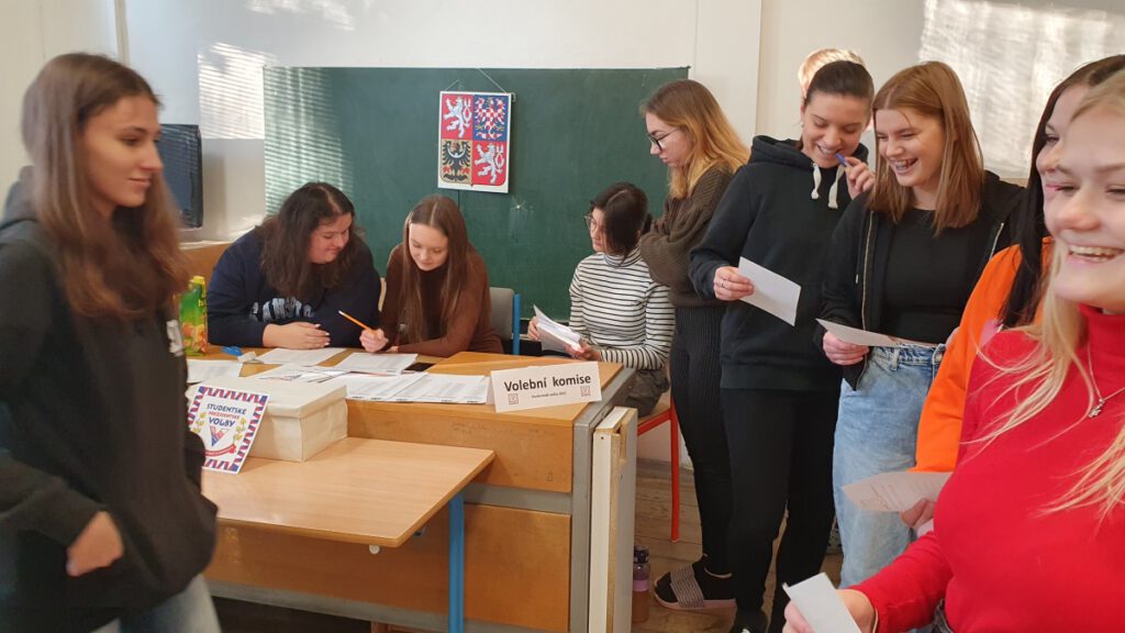 20221213 Studentské Volby 11 | SOS a SOU KH