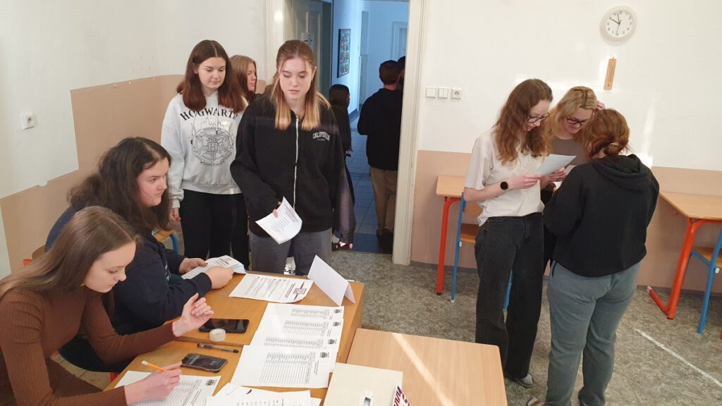 20221213 Studentské Volby 12 | SOS a SOU KH