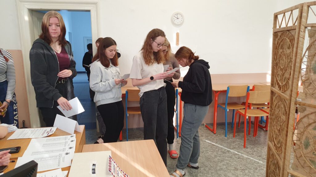 20221213 Studentské Volby 13 | SOS a SOU KH