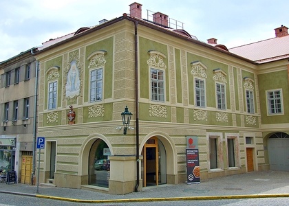 Dačický Dům žánrovka | SOS a SOU KH