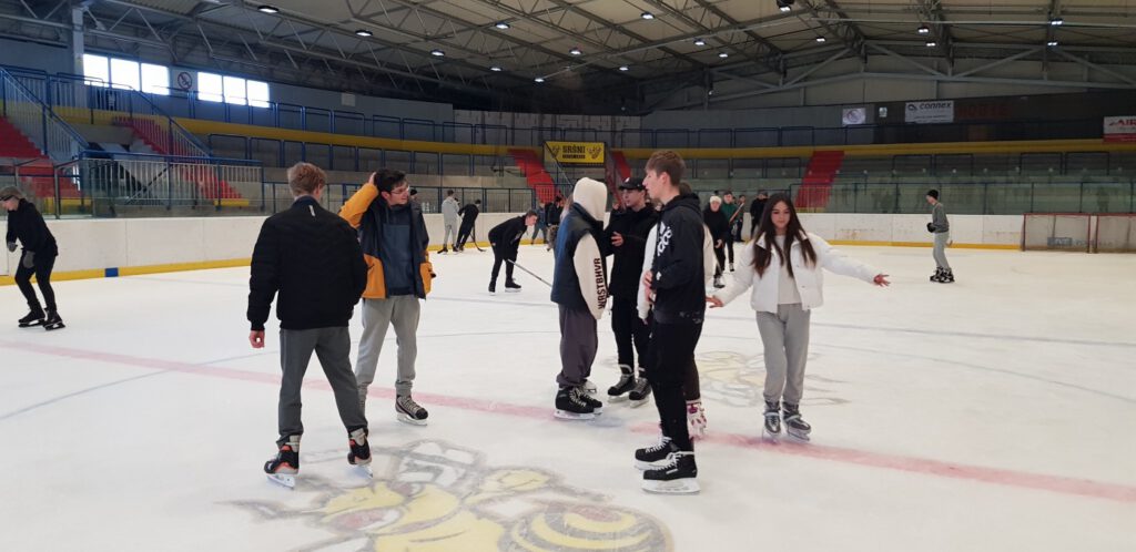 20230202 Zimní Sportovní Den 5 | SOS a SOU KH