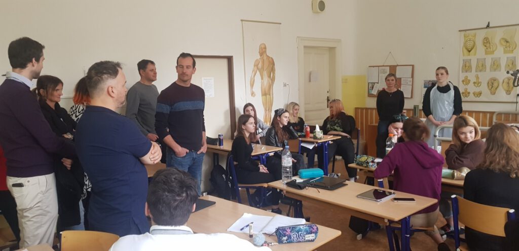 Učitelé Slovinsko 1 | SOS a SOU KH
