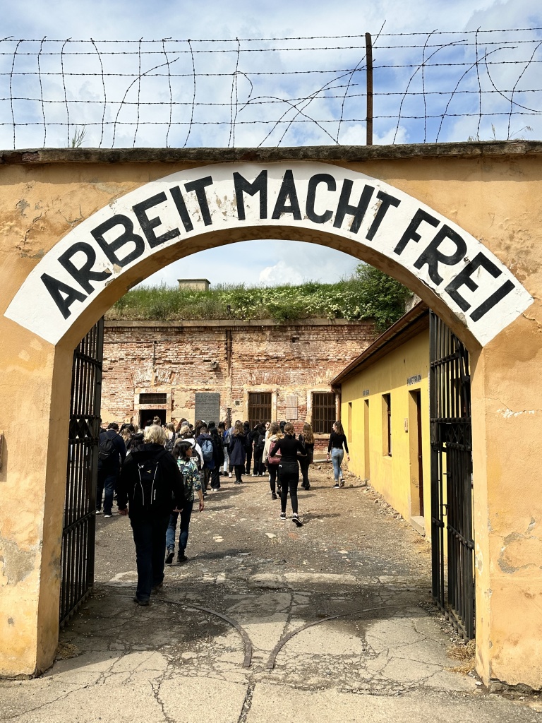 Terezín 1s A 3v 14 | SOS a SOU KH
