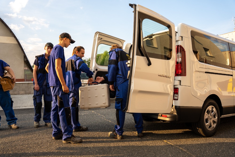 Minibus 8 | SOS a SOU KH
