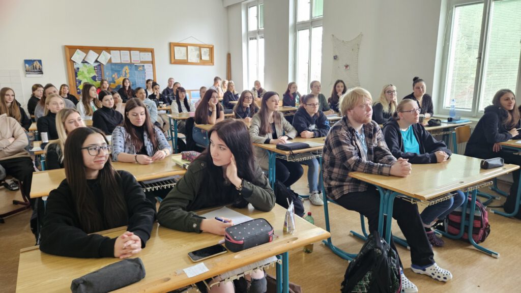 3v Beseda S Právníkem 1 | SOS a SOU KH