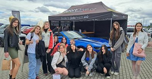 422186284 3729127637370042 857413855765589709 N | SOS a SOU KH