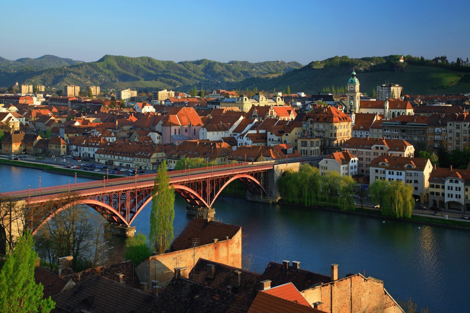 Maribor žánrovka | SOS a SOU KH