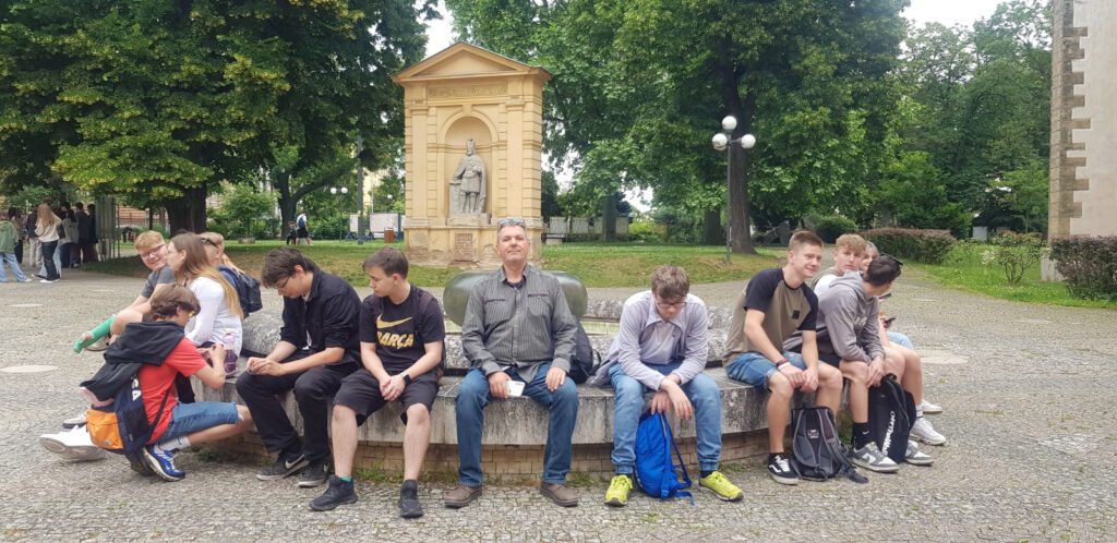 1p Praha 202405 2 | SOS a SOU KH