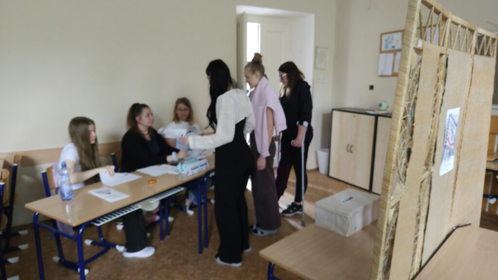 Studentské Volby 2024 11 | SOS a SOU KH