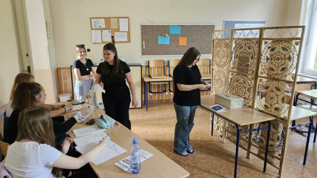 Studentské Volby 2024 9 | SOS a SOU KH