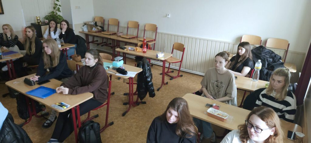 20250127 Pam Služba 8 | SOS a SOU KH